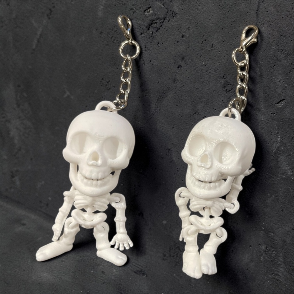 White Articulated Skeleton Keychain (Price for 1)